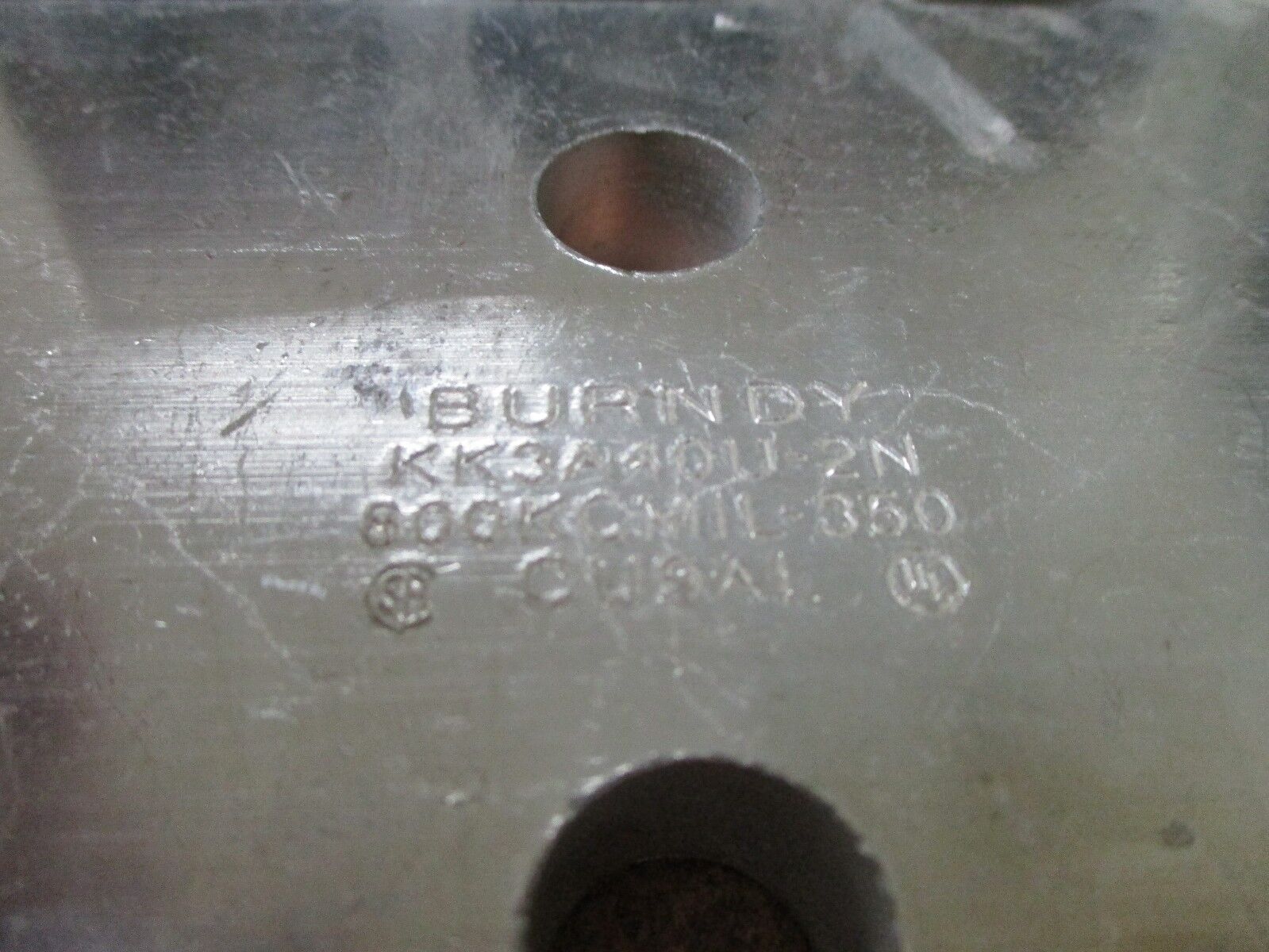 Burndy Mechanical Lug Part # KK3A40U-2 3 Pole 800 KCMIL-350 Used