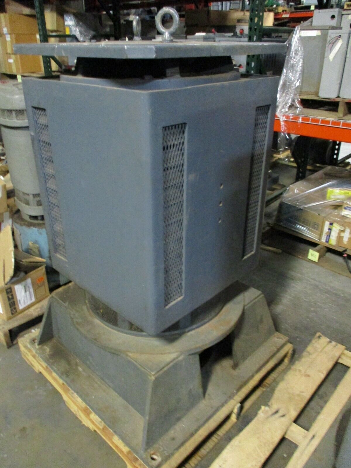 E-M Vertical Mount AC Motor 200HP 1200RPM 460V 5003PH Frame *No Wire Box Cover*