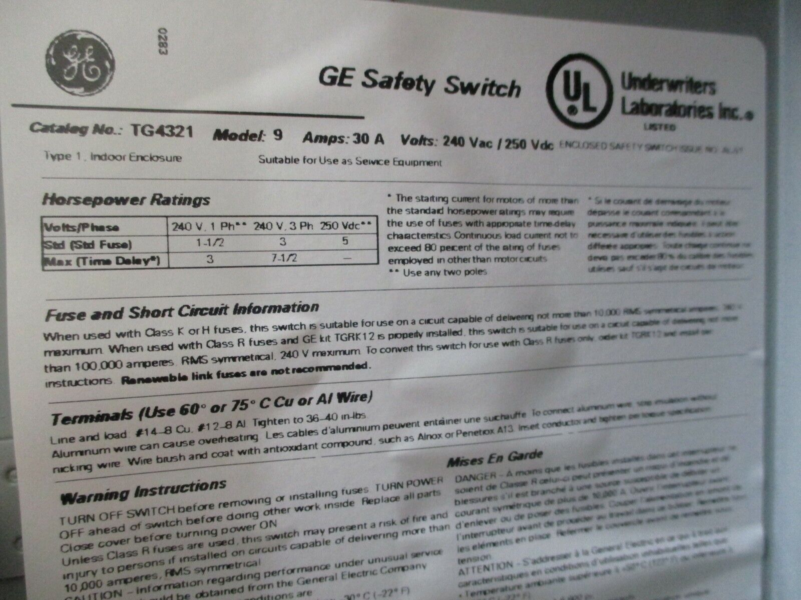 GE Fusible Safety Switch / Disconnect TG4321 30A 240V 3P 4W New Surplus