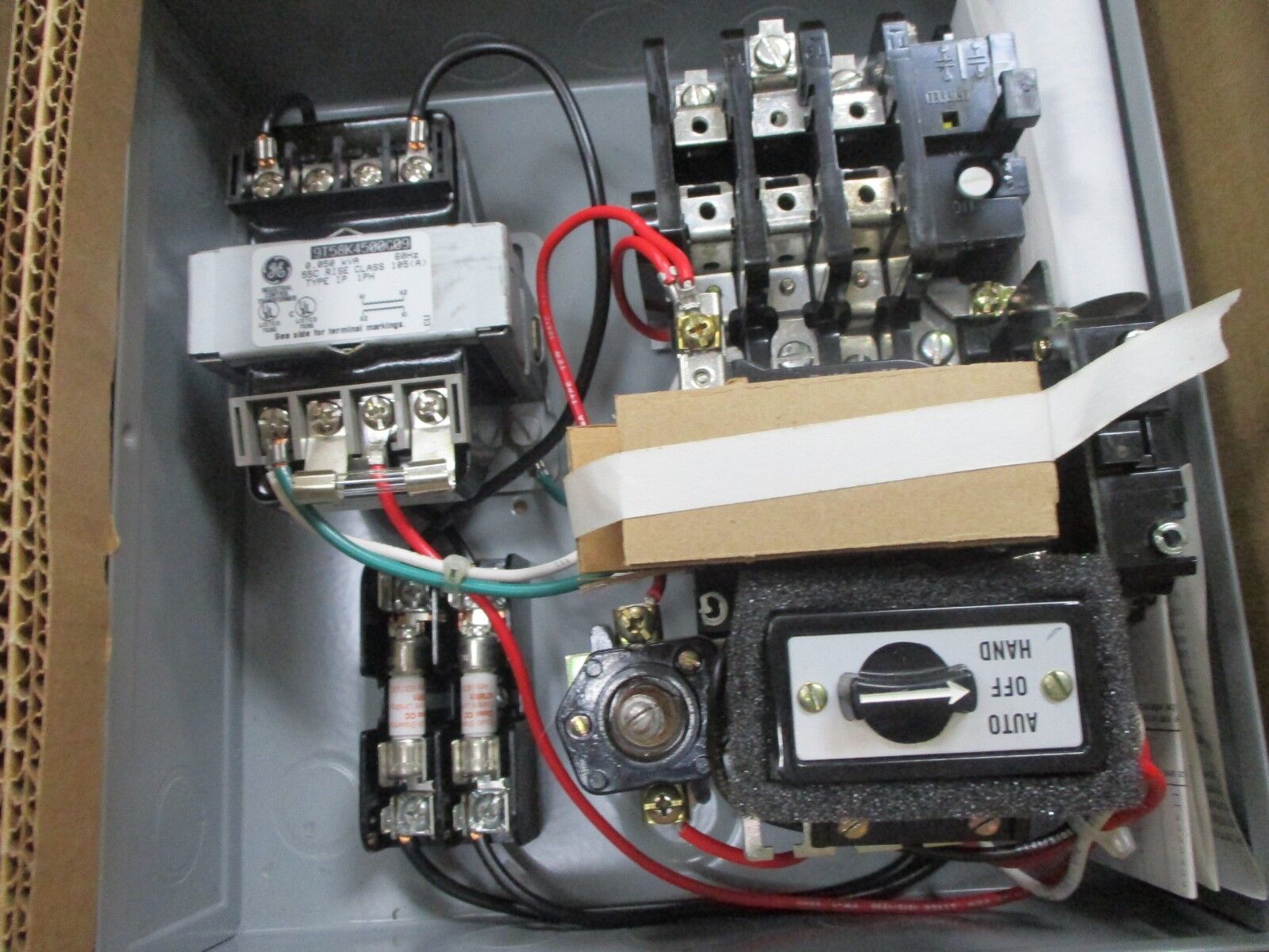 GE Size 1 Starter CR306C18200AFTDB 120V Coil 27A 600V Type 1 Enclosure