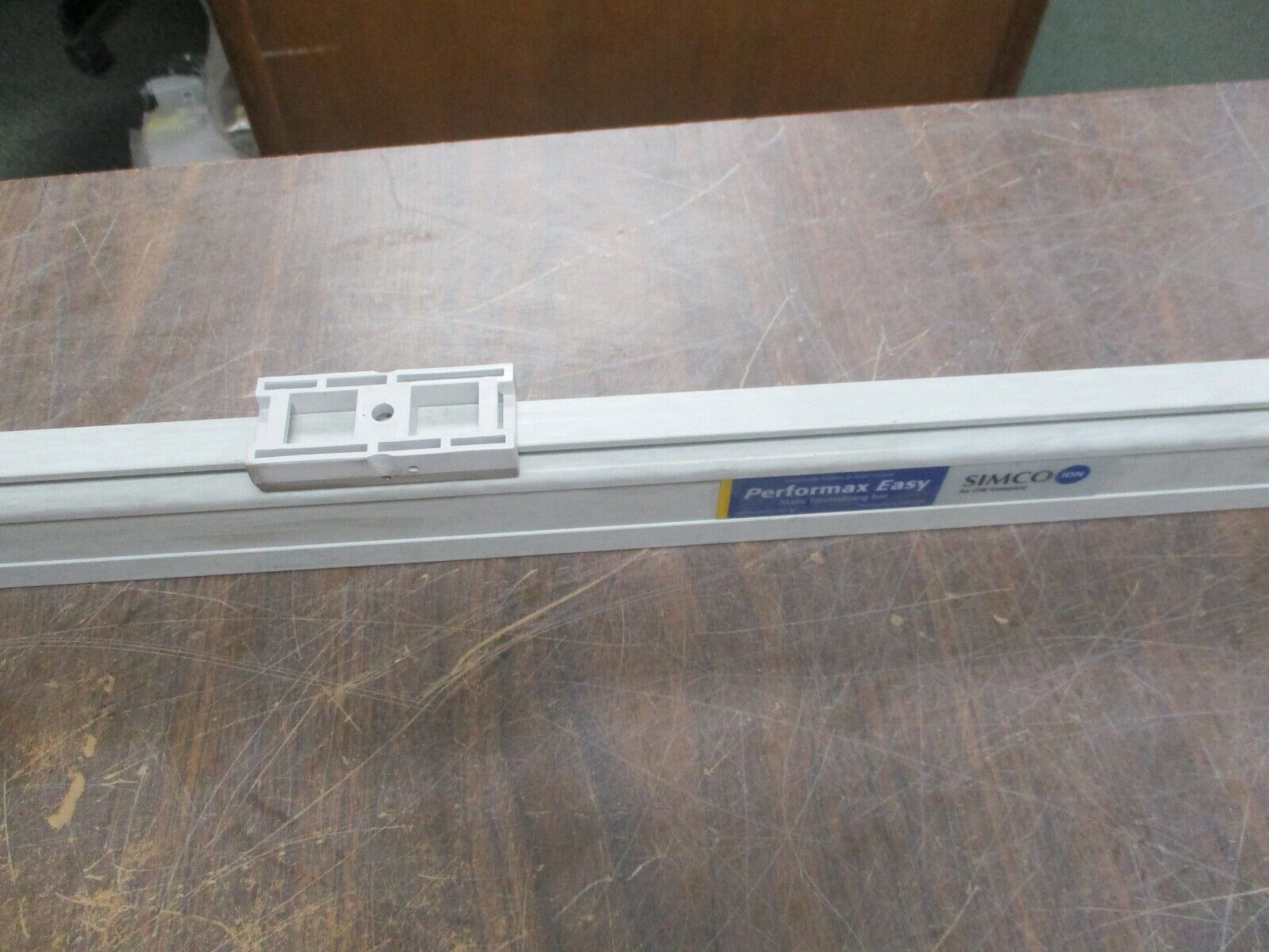 Simco Ion Performax IQ Easy Static Neutralizing Bar 1531011710 Length: 70" Used