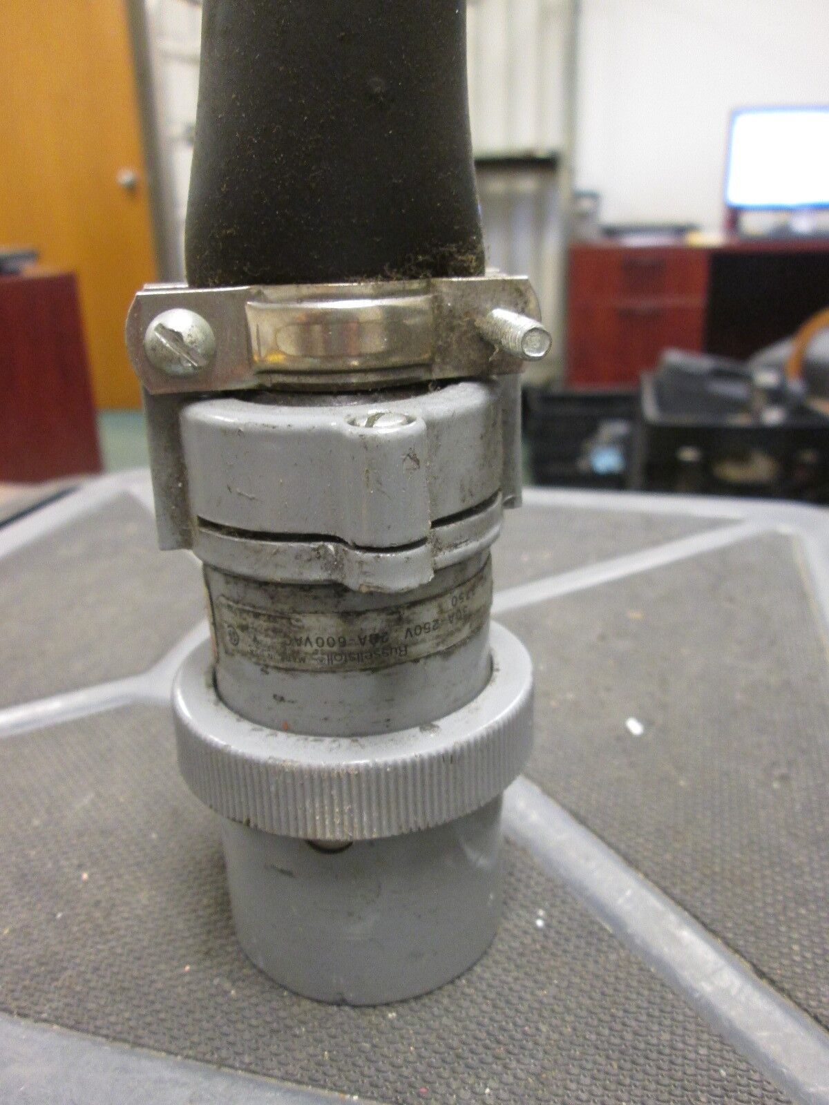 RussellStoll Plug 3750 20A @ 600V 30A @ 250V 3W Used