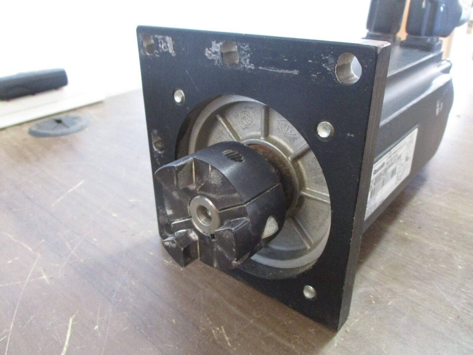 Rexroth Servo Motor MSK050C-0300-NN-M1-UP0-NNNN 3.1A 600V 1.77 Nm/A Used