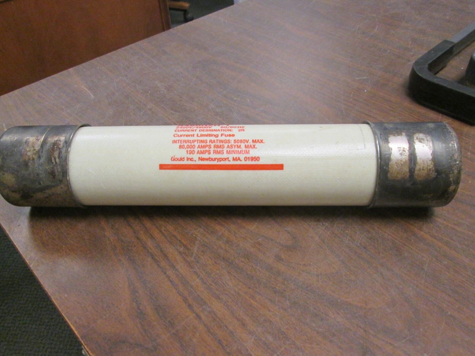 Gould Shawmut Amp Trap Medium Voltage Fuse A480R2R-1 2.4/4.8KV 2R Used