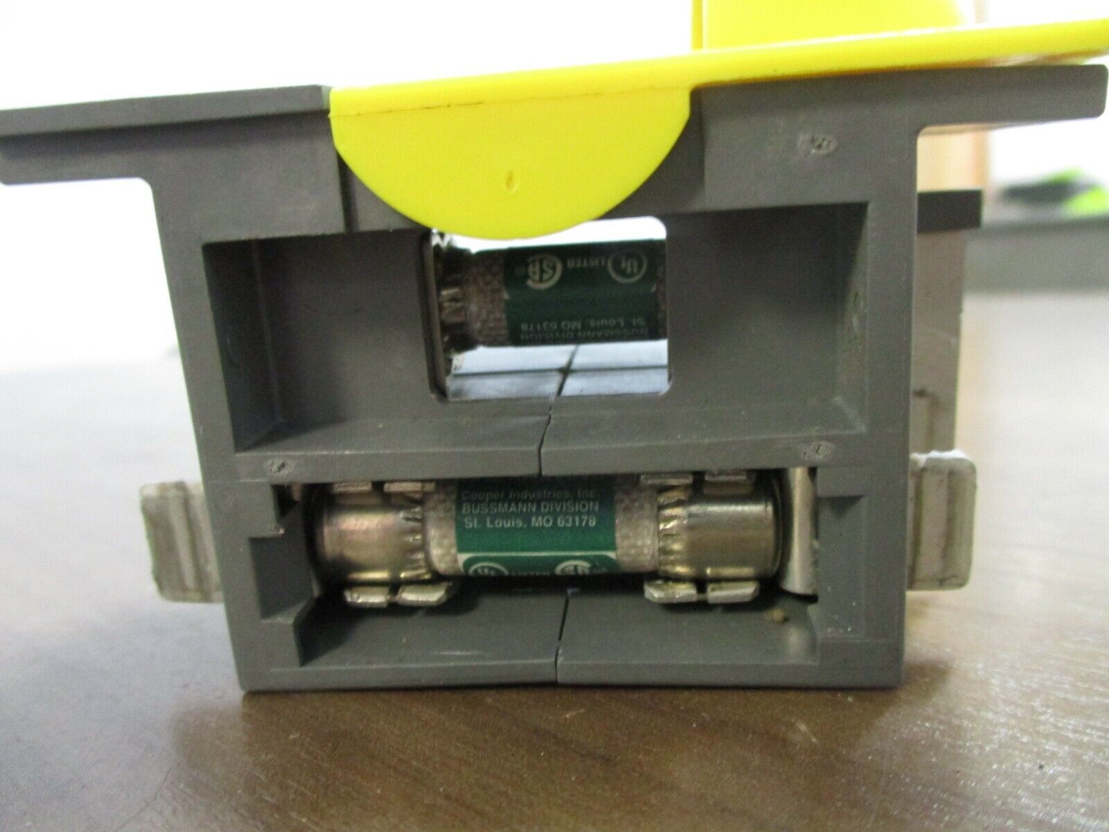 Bussmann Optima Fuse Holder OPM-1038 30A 600V Used