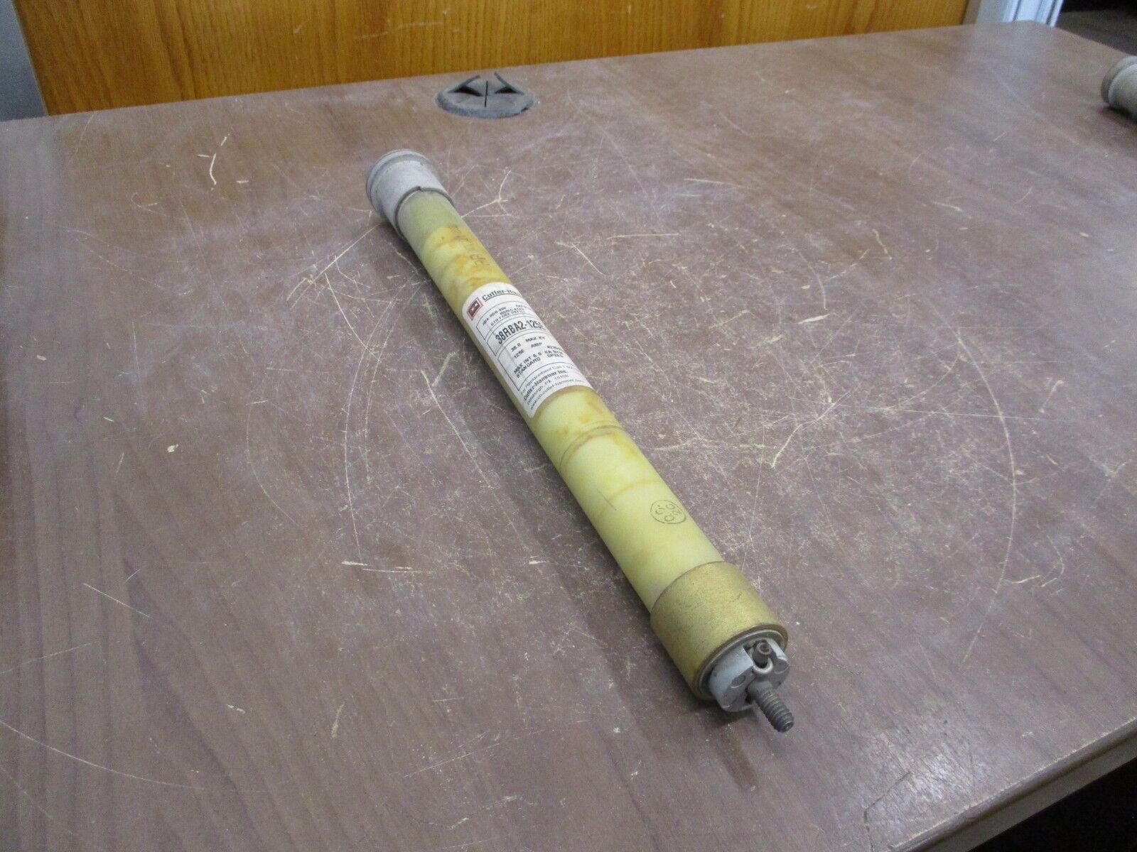 Cutler-Hammer Fuse Refill 38RBA2-125E 38.0kV 125E Used