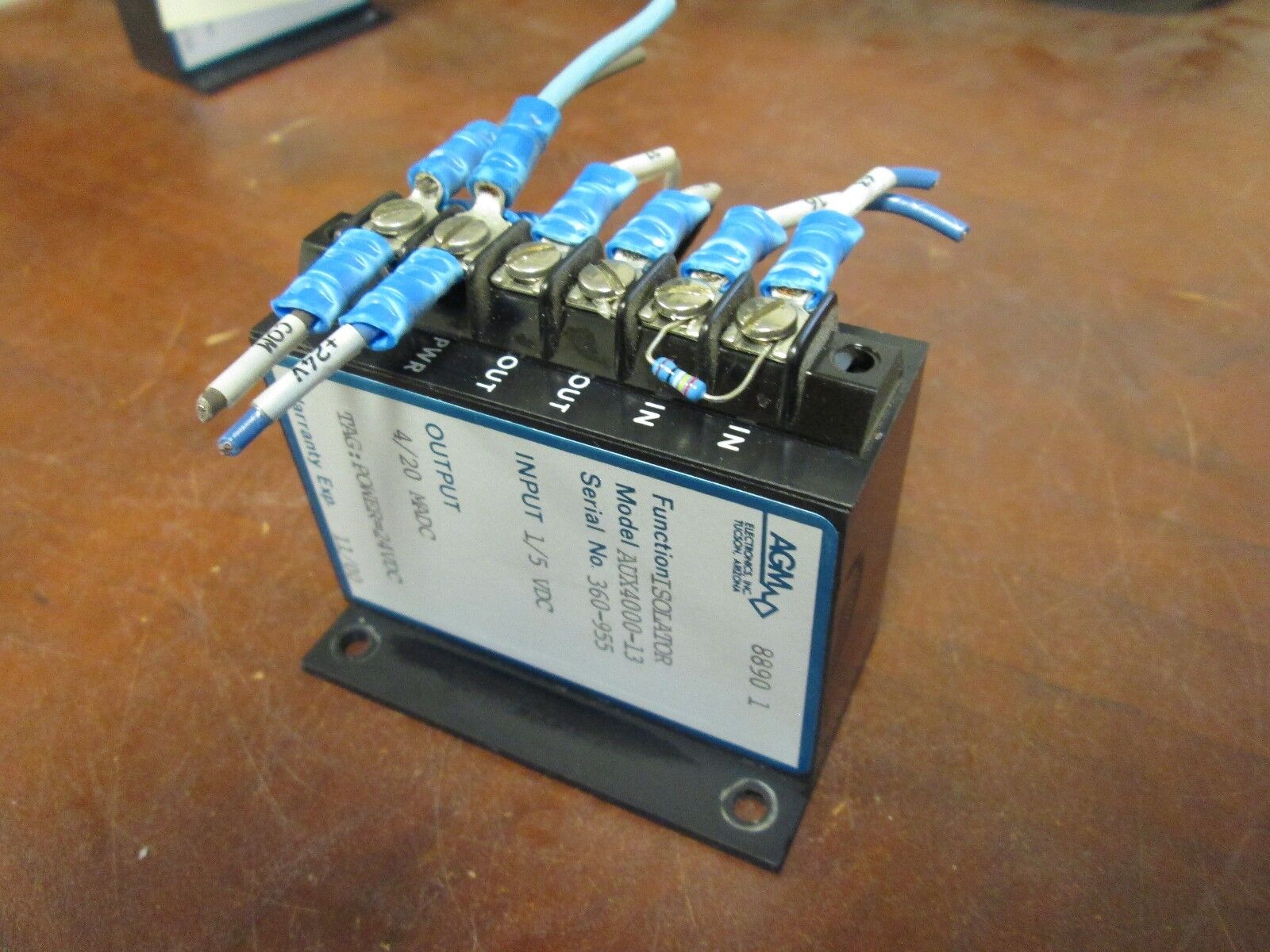 AGM Optical Isolator AUX4000-13 Input: 1/5VDC Output: 4/20MADC Used