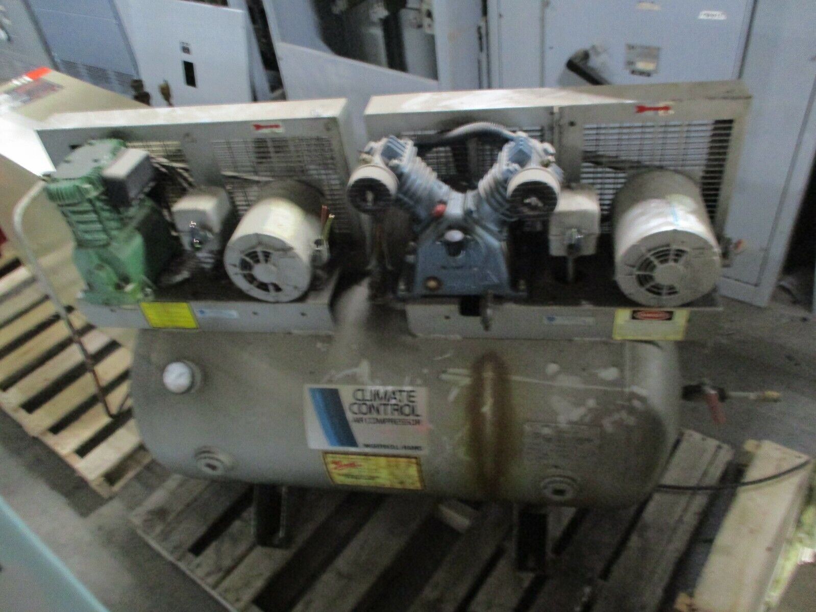 Ingersoll-Rand 2-Stage Air Compressor 2-CA2C7 3/4HP x 2 150PSI 208-230/460V Used