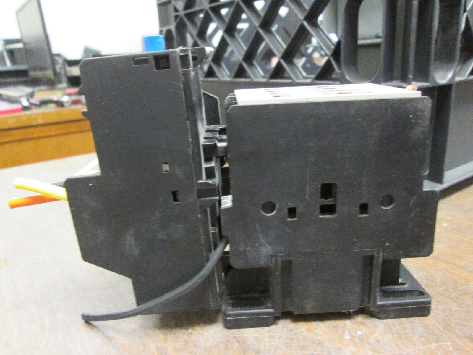 GE Starter CL00A310T RTN1M 5.5-8.5A 120V Coil Used