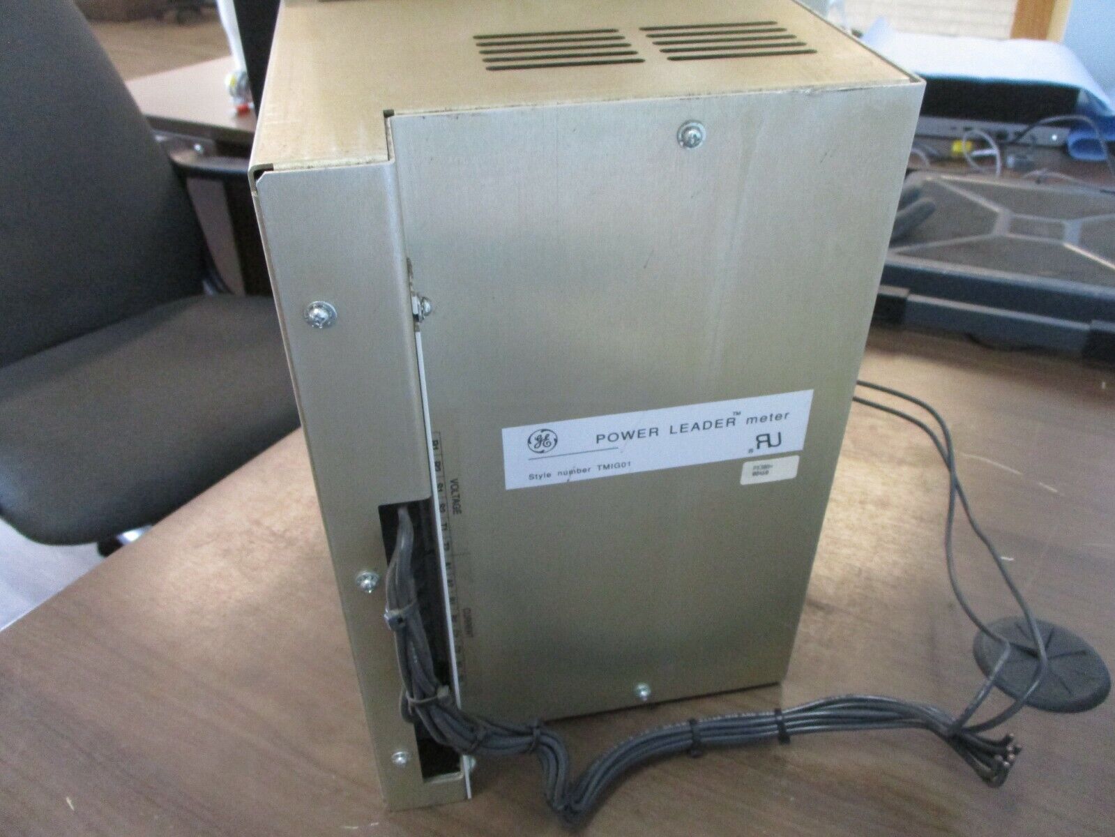 GE Power Leader Meter TMIG01 *Bent Corner* Used