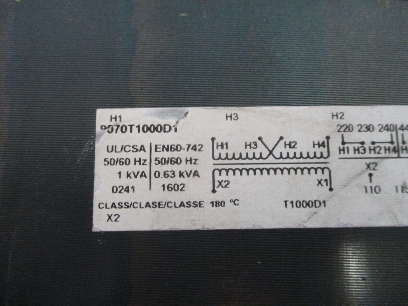 Square D Transformer 9070T1000D1 1KVA Pri:240/480, Sec: 120V .Used.