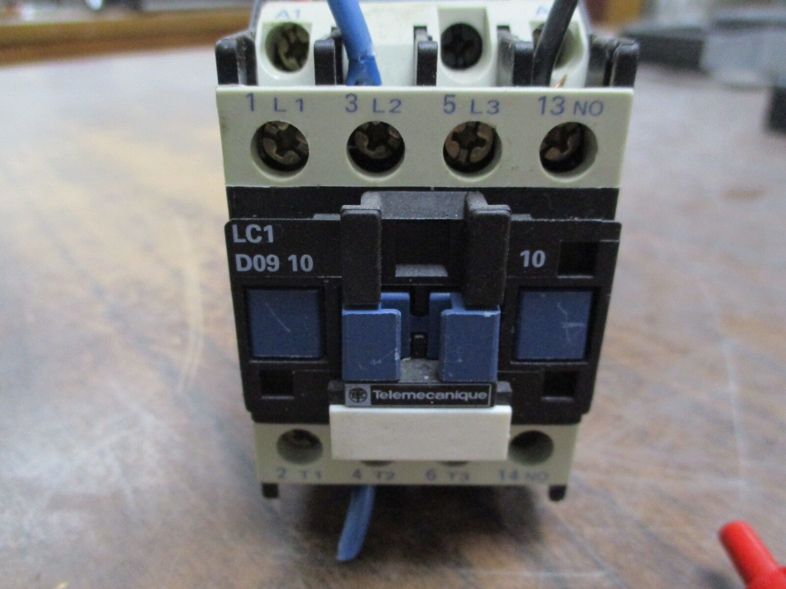 Telemecanique Contactor LC1 D09 10 120V Coil 20A 600V Used