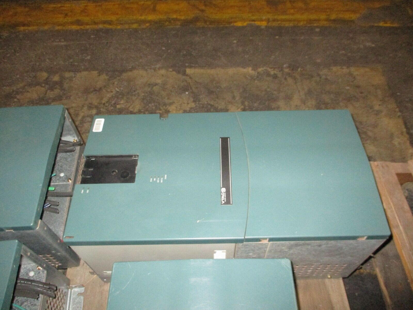 Rockwell Automation VTAC9 AC Drive 9VT401-096HNANA 75HP 3Ph *No Keypad* Used