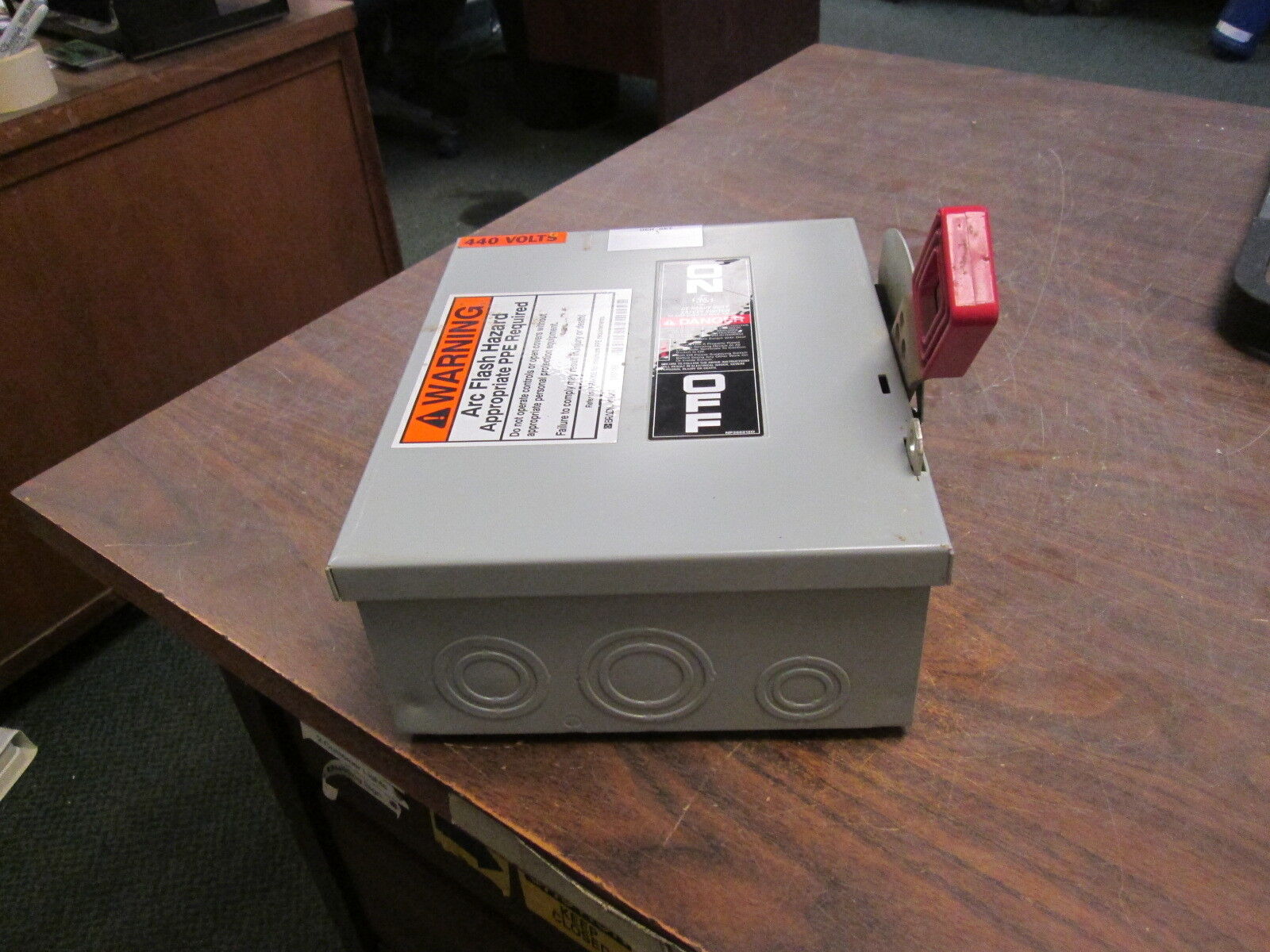 GE Non-Fusible Safety Switch THN3361 Mod 10 30A 600V Used