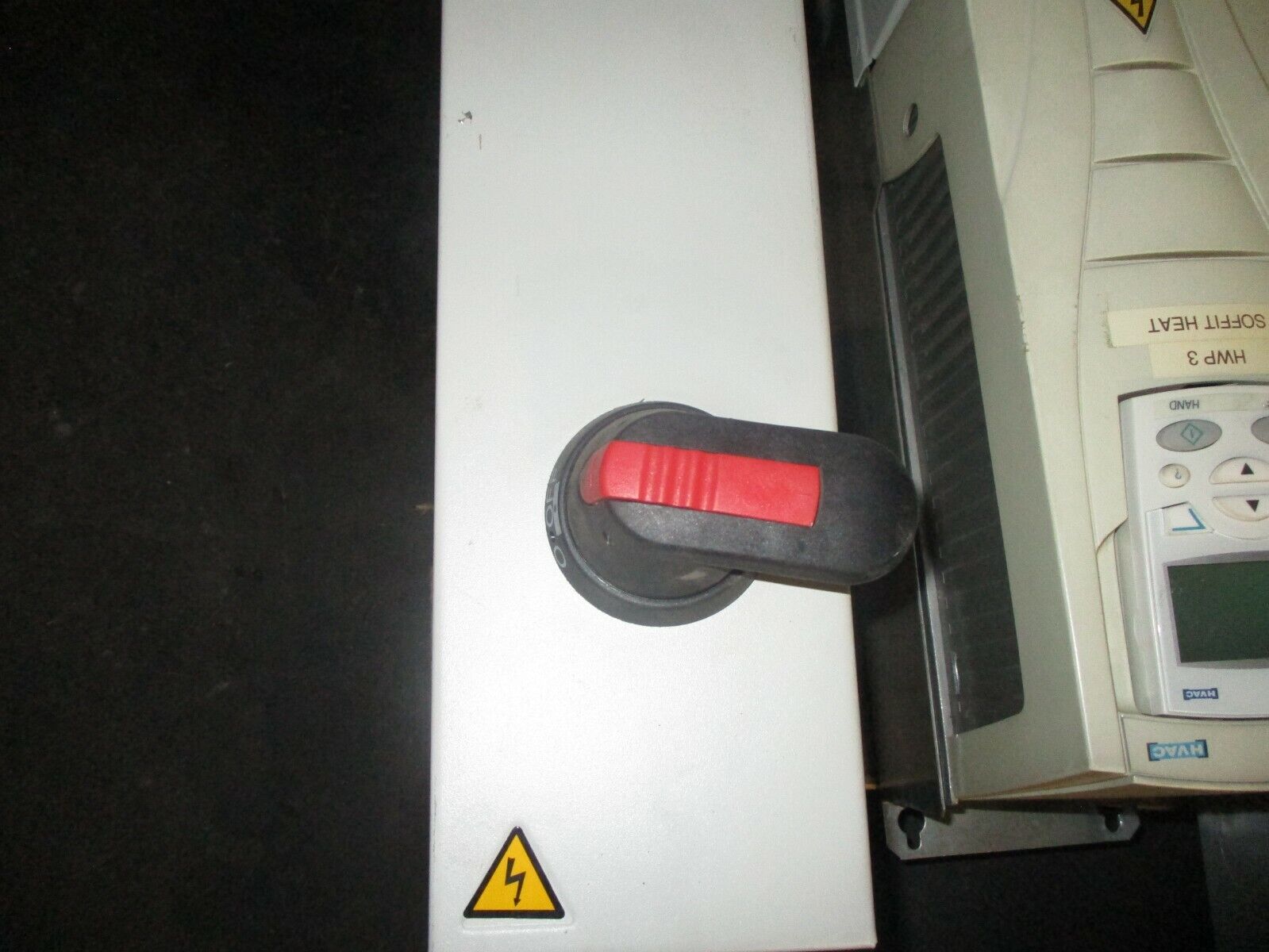 ABB ACH550 AC Drive with Bypass ACH550-VD-03A3-4+F267 1.5HP Missing Cover Screws