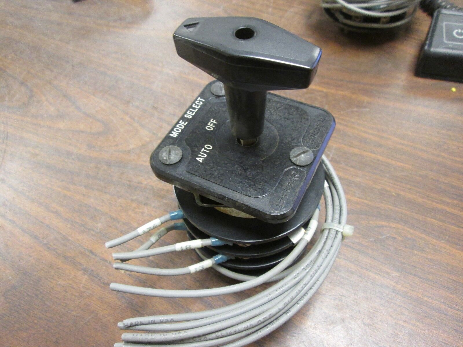Electro Switch Series 24 Mode Select Rotary Switch 24203WD Used