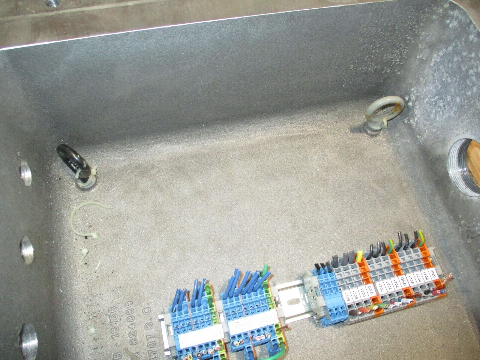 Hubbell Killark Quantum Explosion-Proof Enclosure EXB-16166 N34 Size: 16"x16"x6"