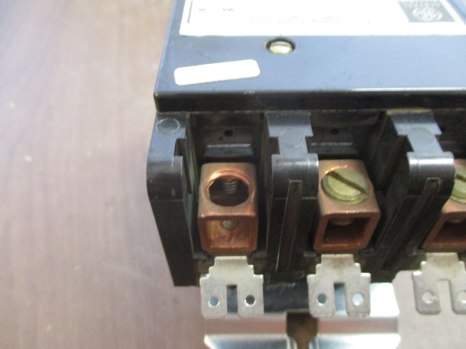 GE Contactor CR353EE3BA1AD 50A 120V Coil 3P *Missing (4) Terminal Lugs* Used