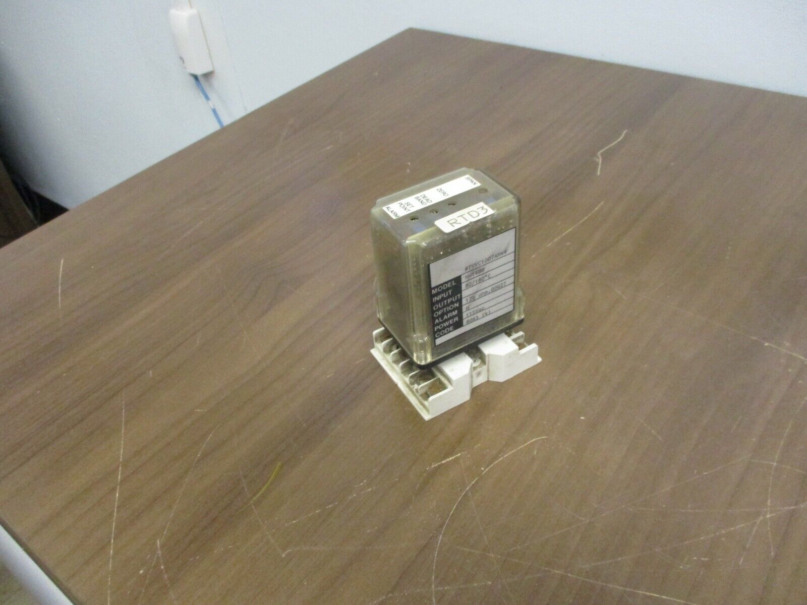 Wilkerson Mighty Module MM1400 115VAC Option: 120ohm.00627 w/ Base Used