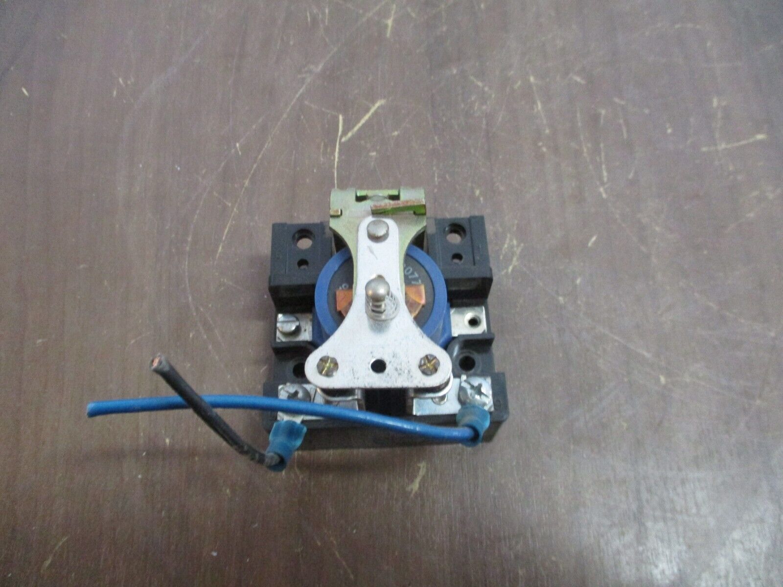 Deltrol Controls Relay 20238-83 120V Coil Used