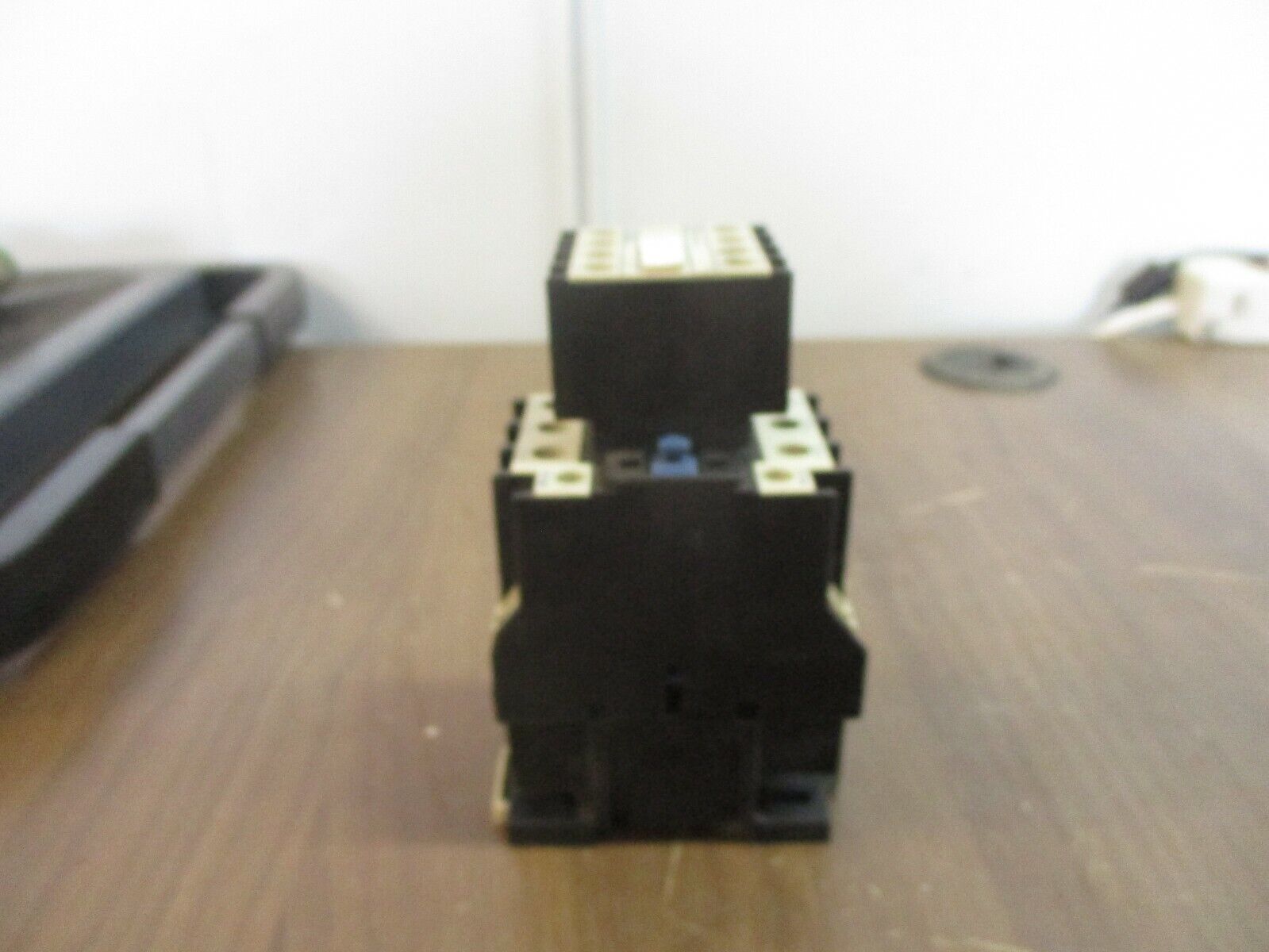 Telemecanique Contactor LC1 D3210 120V Coil 50A 600V w/ Aux Contact Block Used