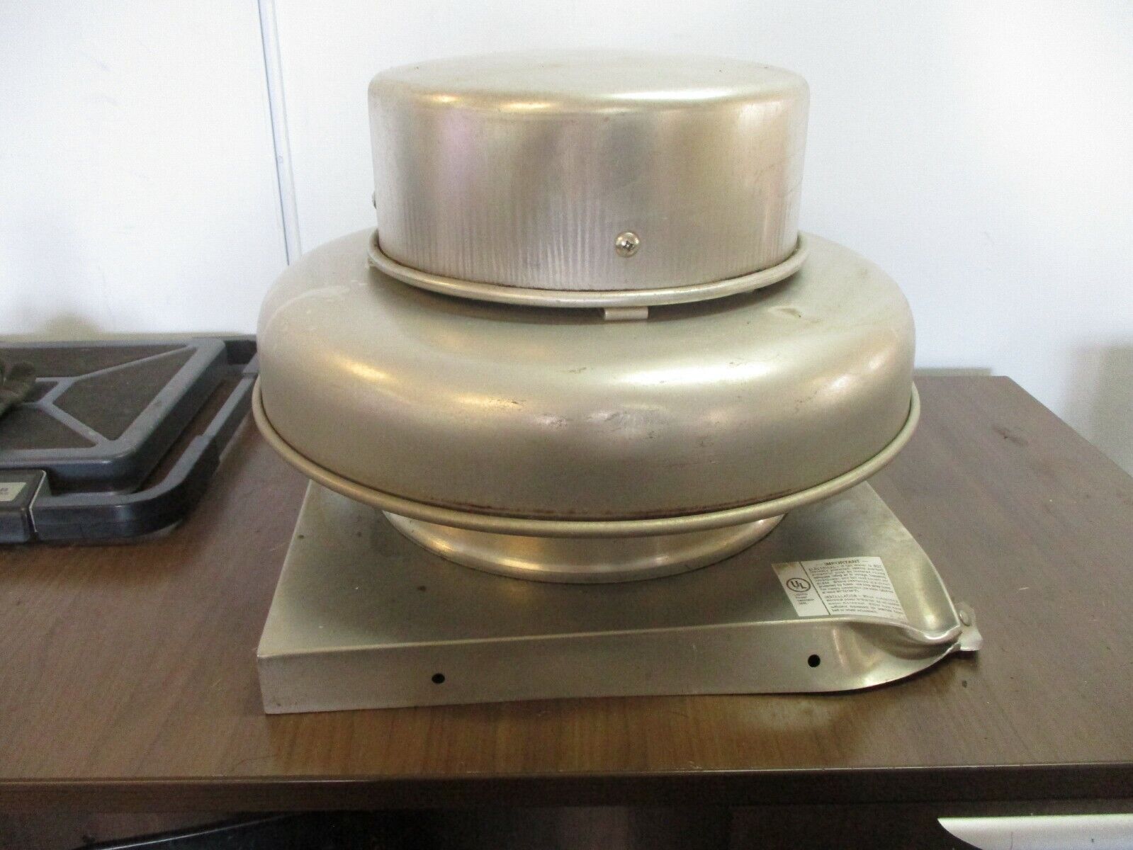 Greenheck Exhaust Fan G-70-G-X *Bent Base* Used