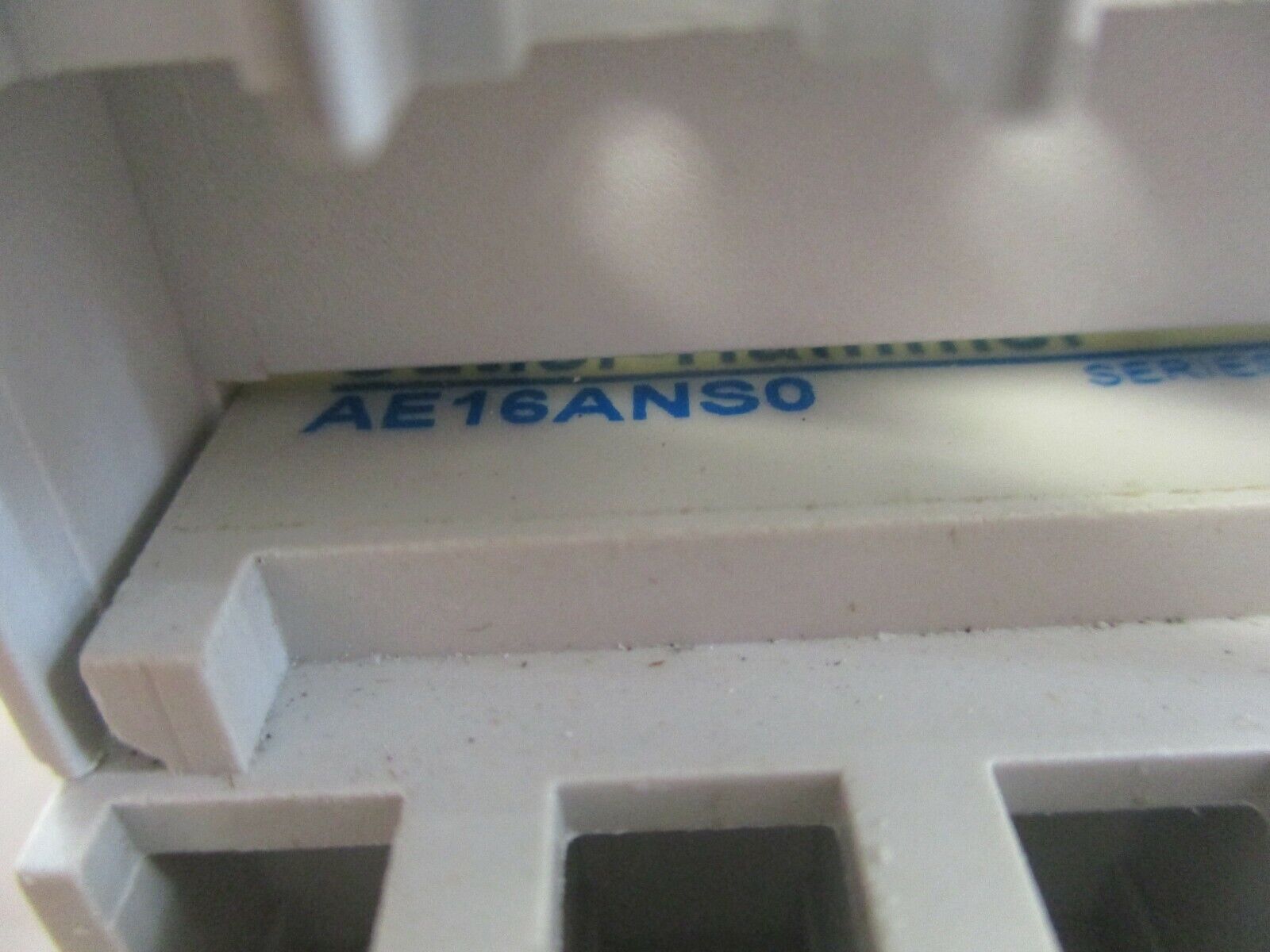 Cutler-Hammer Starter AE16ANS0/C306DN3 120V Coil w/ Aux Contact Block Used