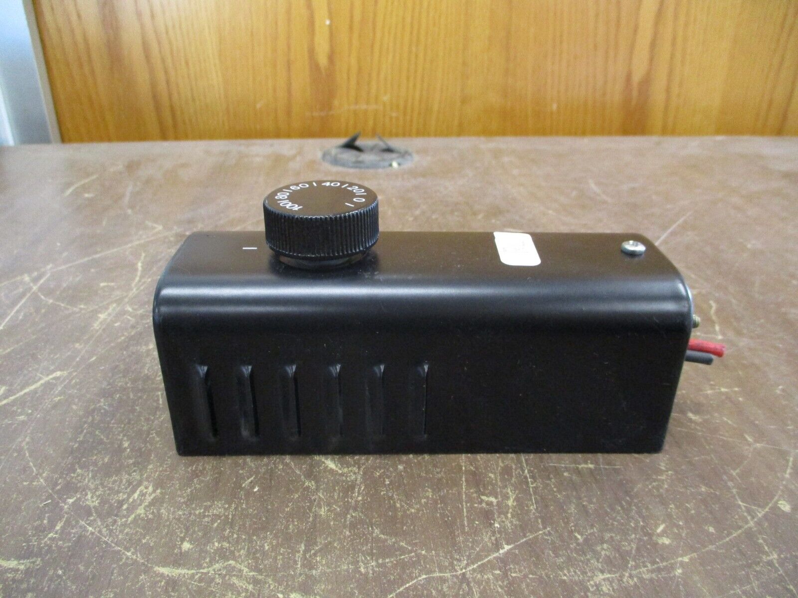 Columbus Electric Ventilation Thermostat KT-110 Range: -10°F - 100°F Used