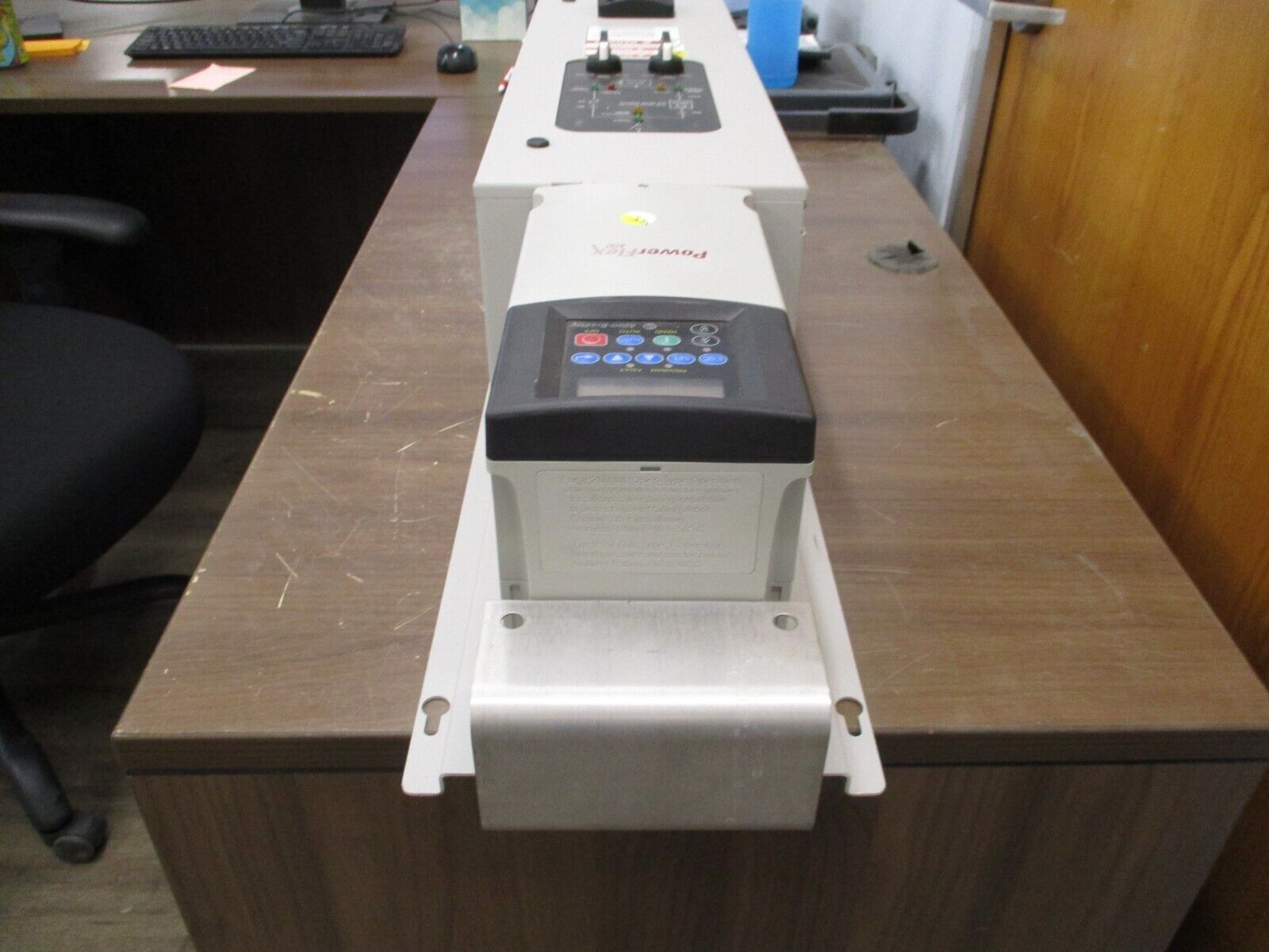 Allen-Bradley PowerFlex 400 AC Drive w/ Bypass 23C-D012A103NNBANN 7.5HP 3Ph