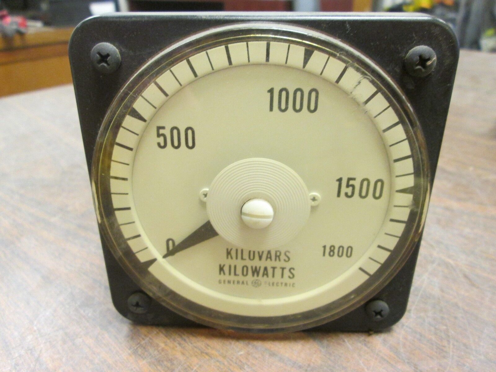 Yokogawa Kilovar/Kilowatt Meter 103111FAFA7WEC/UL Range: 0-1800 Used