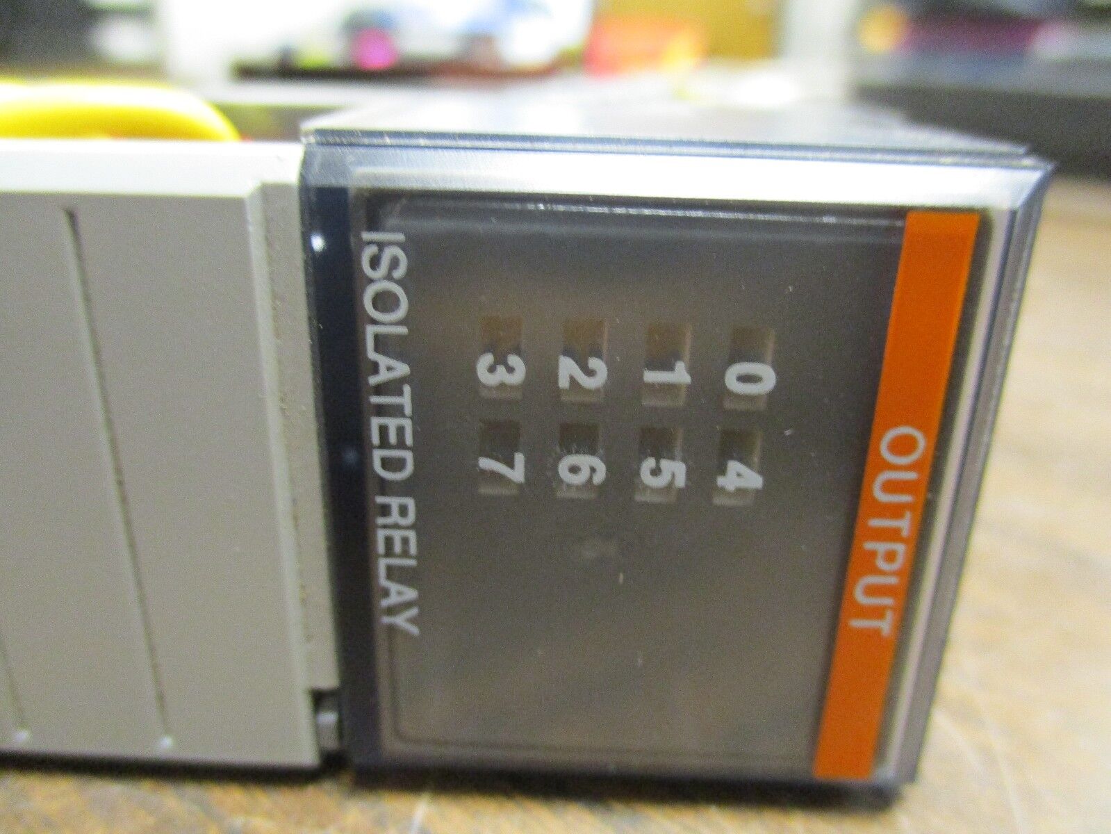 Allen-Bradley SLC 500 Output Module 1746-OX8 Ser A 10-250VAC/10-125VDC Output