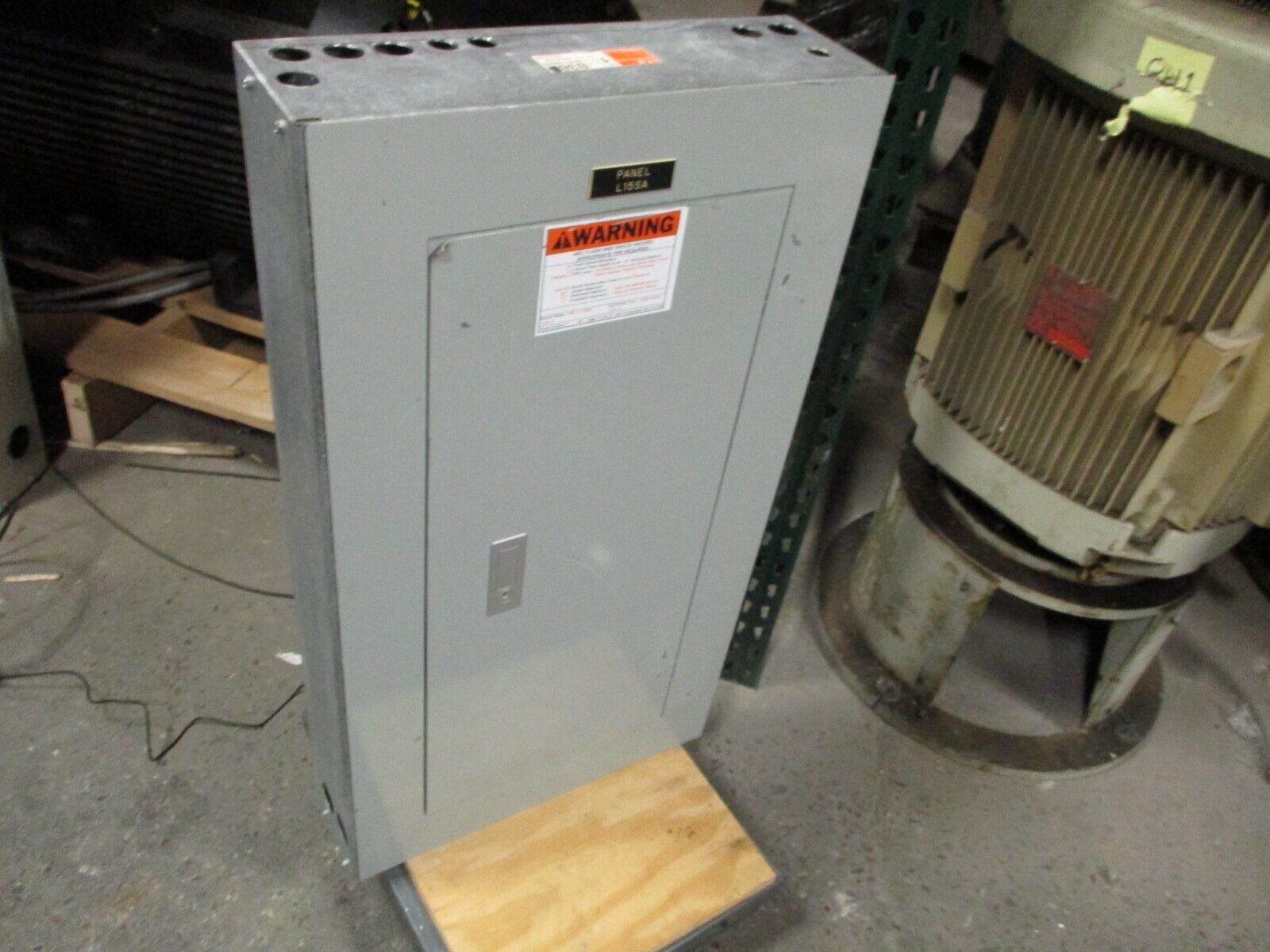 ITE Main Lug Breaker Panel UBA42-24L 225A Max 240V 3Ph Used