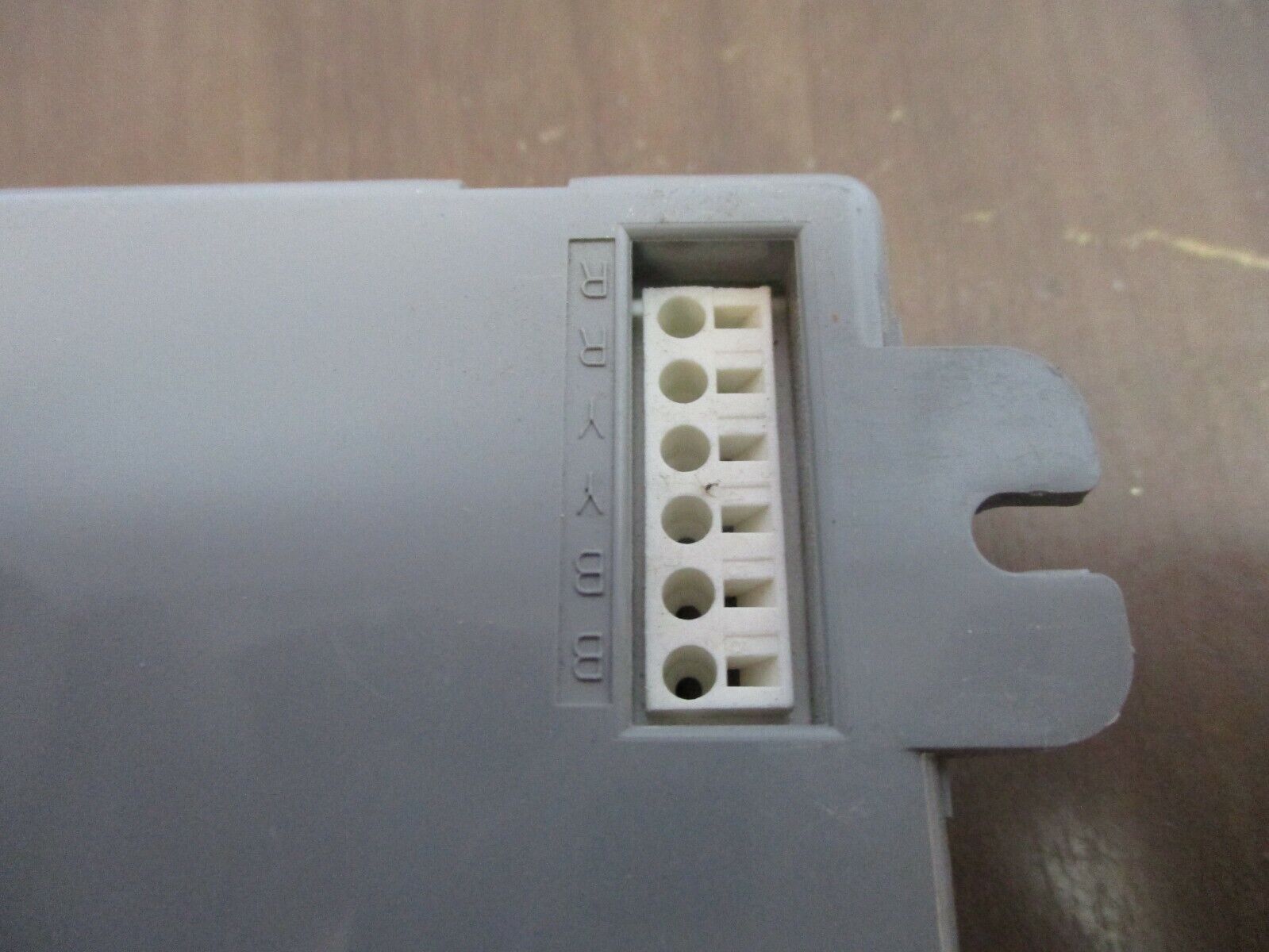 Sylvania Quicktronic Professional Series Electronics Ballast QTP 2X26CF/UNV BS