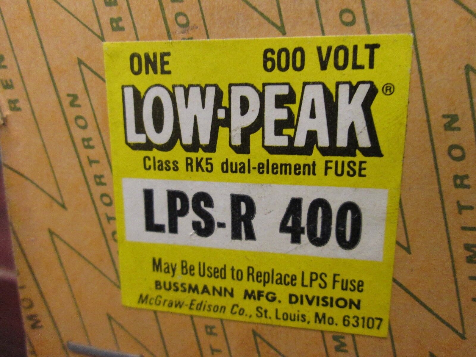 Buss Low-Peak Fuse LPS-R 400 600V 400A New Surplus