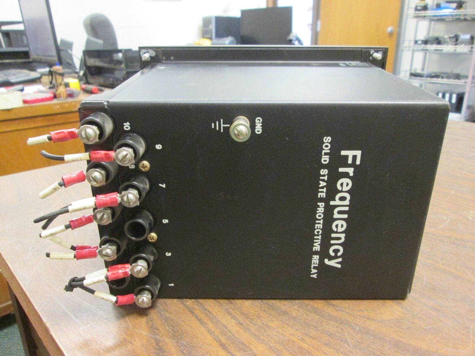 Basler Electric Over/Under Frequency Relay BE1-81 0/U Used