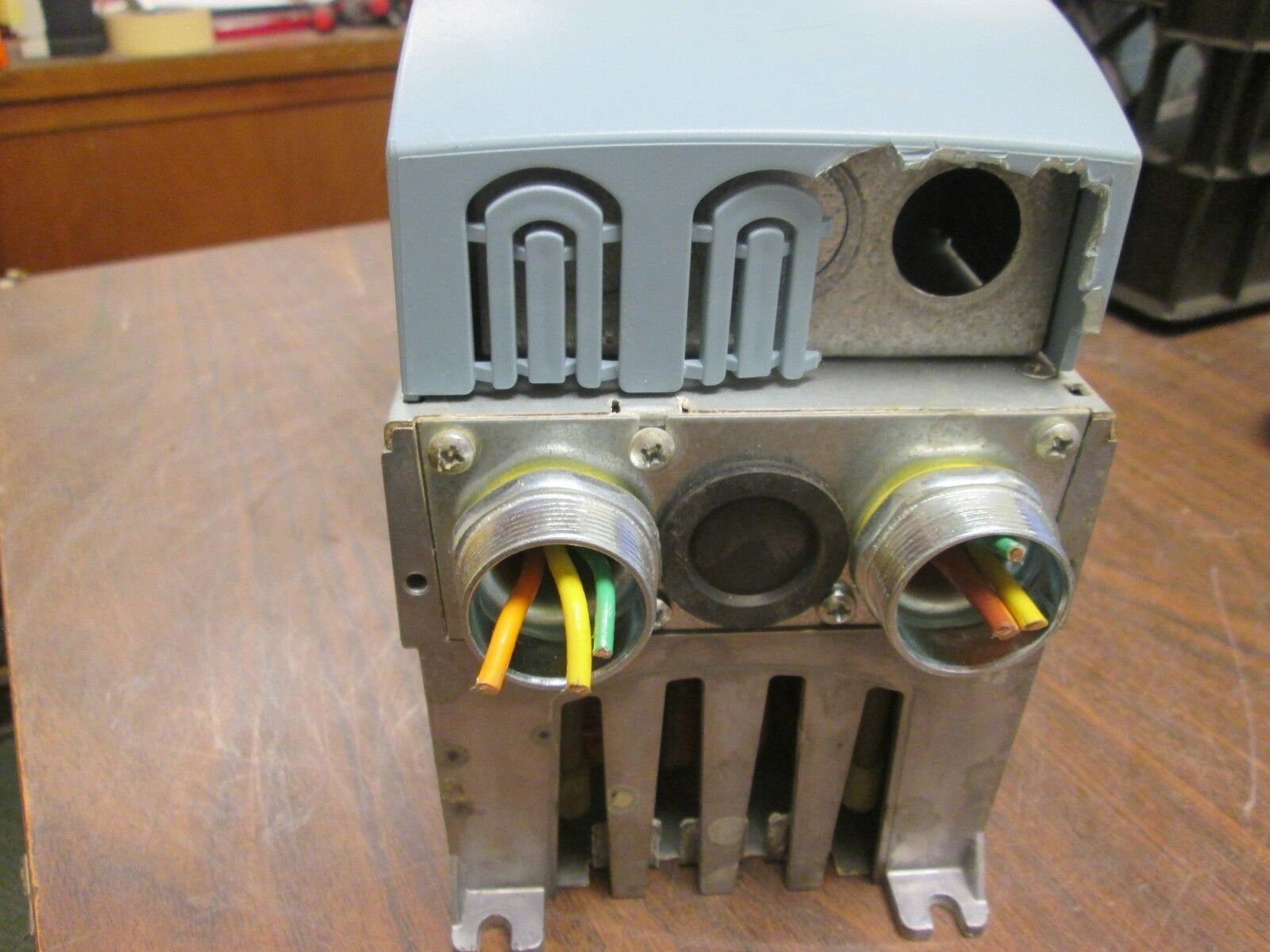 Cutler-Hammer HVX9000 AC Drive HVX003A1-4A1B1C4 3HP 3Ph Used