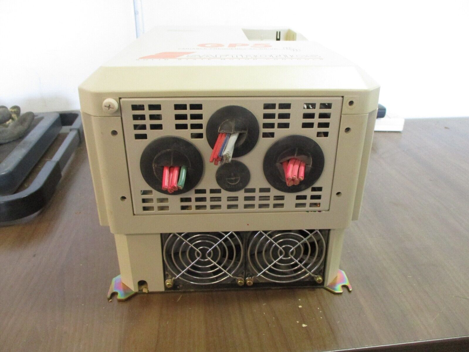 Saftronics GP5 AC Drive GP54011 P5U4011 20HP 3Ph *No Keypad* Used