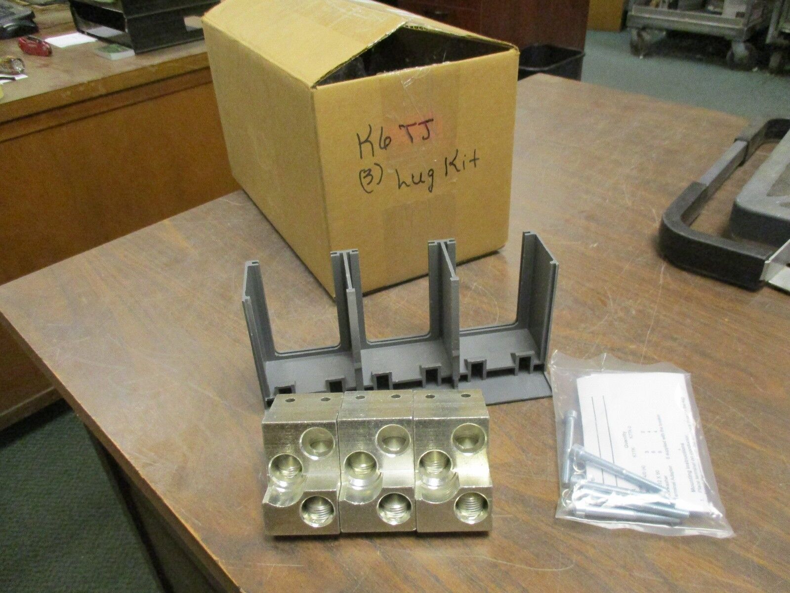 ABB Terminal Lug Kit K6TJ 3P 400MCM-2/0 3L New Surplus