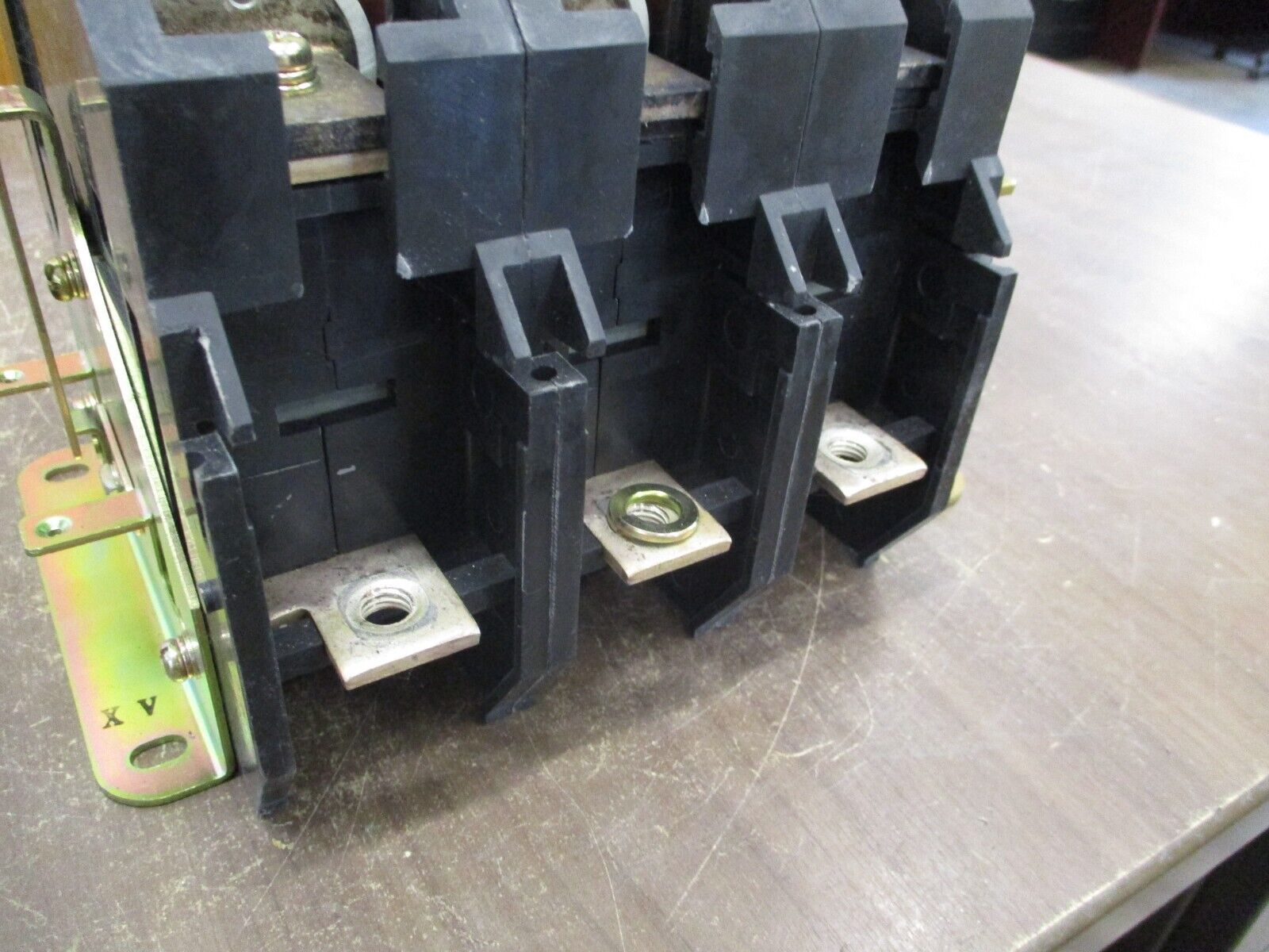 Allen-Bradley Fusible Disconnect Switch 194R-NJ200P3 Ser. B 200A 600V 3P Used