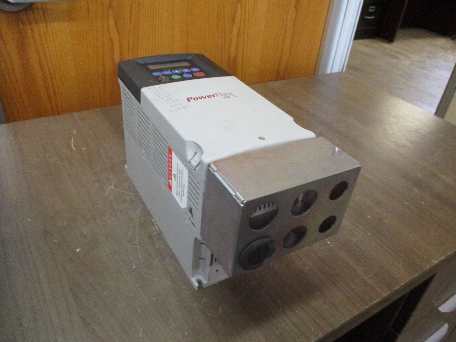 Allen-Bradley PowerFlex 400 AC Drive 22C-D012N103 Ser. A 7.5HP 3Ph Used