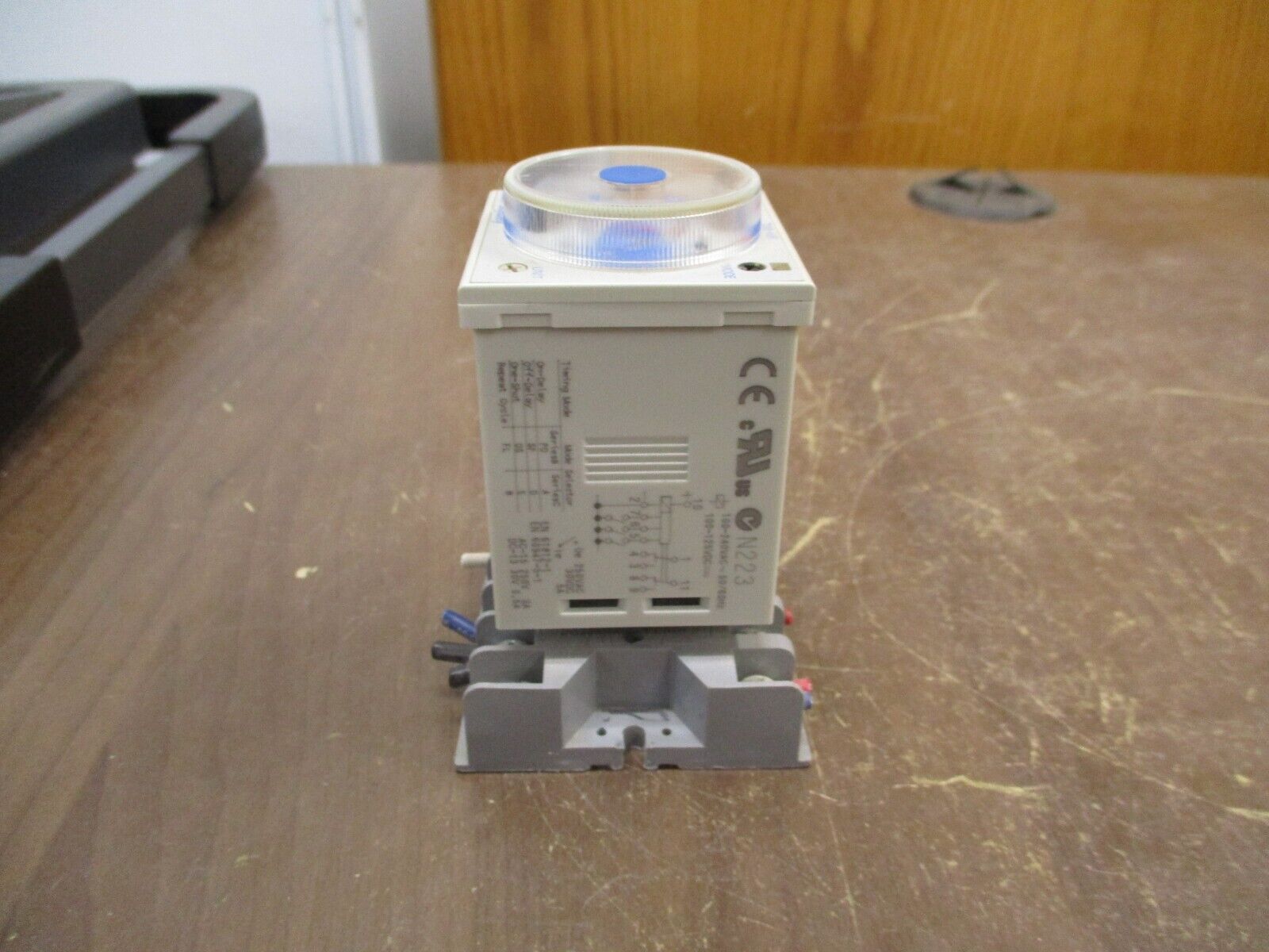 Allen-Bradley Multifunction Timing Relay 700-HR52TA17 Range: 0.05 Sec-300 Hr