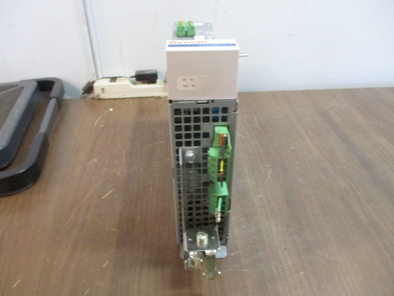 Rexroth Indra Drive Servo Drive HCS02.1E-W0012-A-03-NNNN 3Ph Used