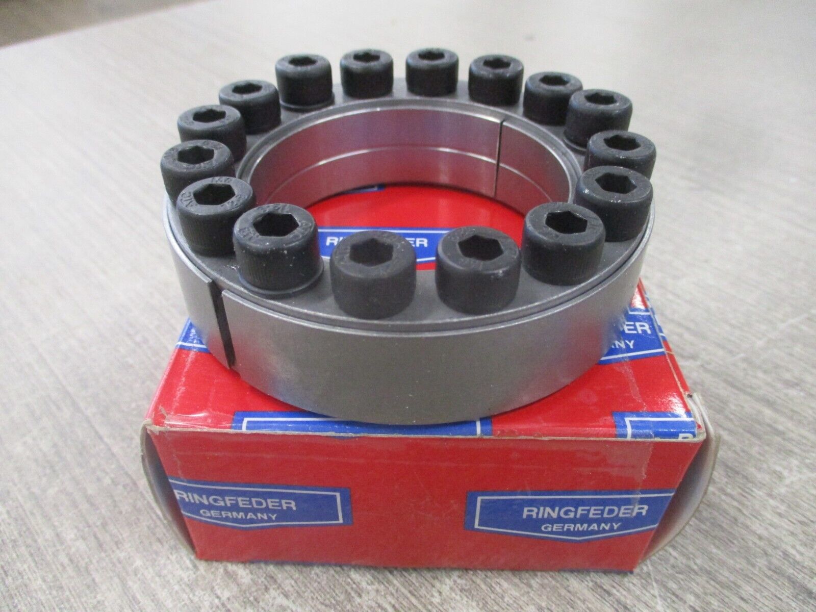 Ringfeder Locking Assembly RfN 7012 - 2 1/2" 30ft-1bs New Surplus