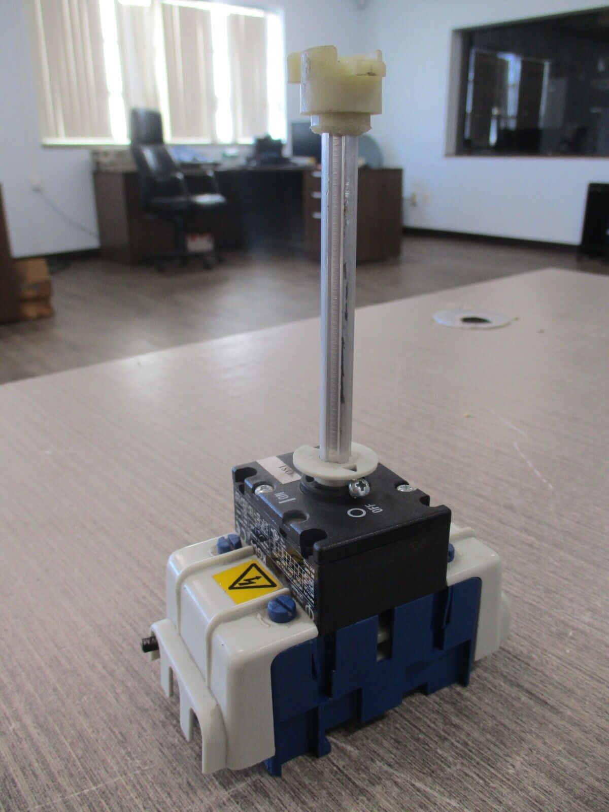 Kraus & Naimer Disconnect Switch KG64 60A 600V *No Handle* Used