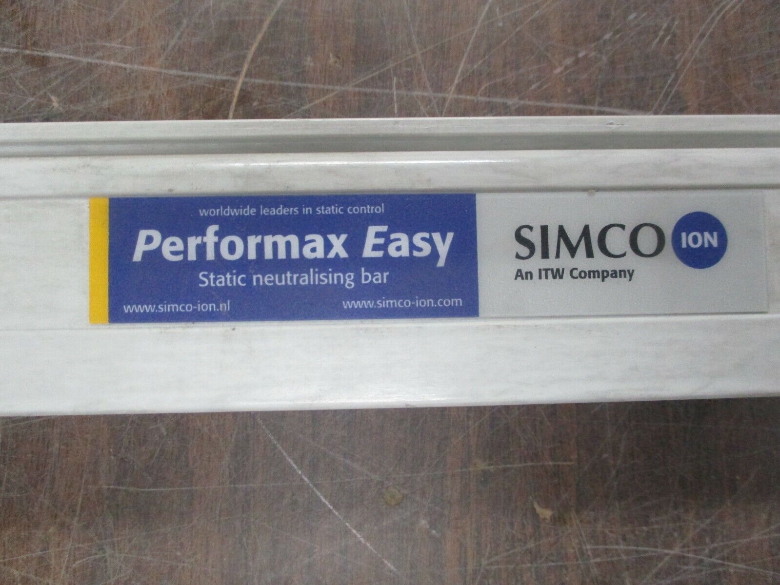 Simco Ion Performax IQ Easy Static Neutralizing Bar 1531011710 Length: 70" Used
