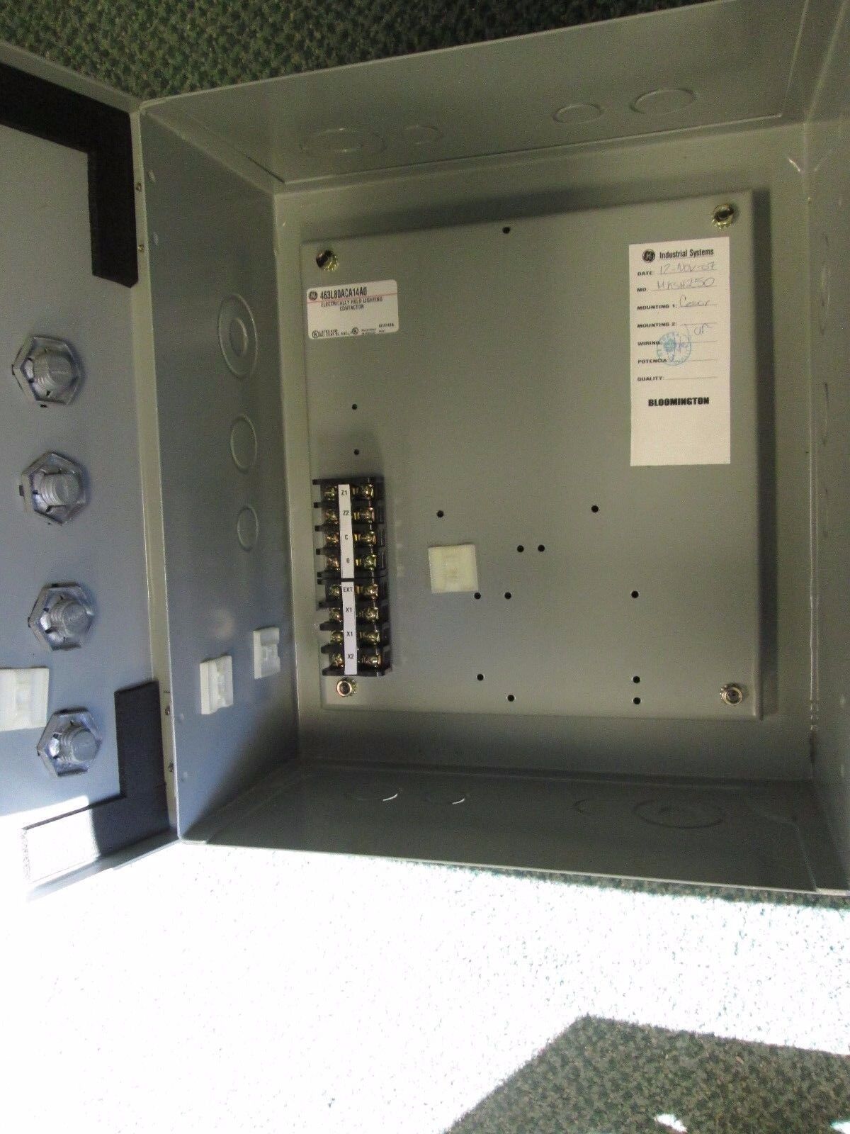 GE Lighting Contactor Enclosure CR460XE1D nema 1 Enclosure New Surplus