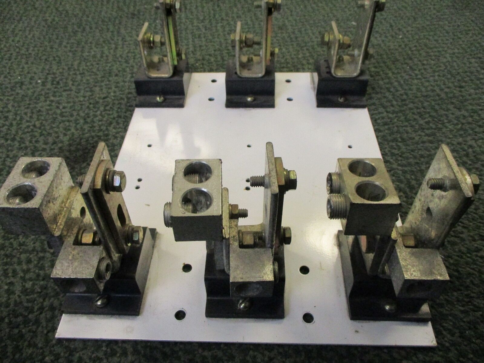 Fuse Block 600V 600A 3P Used