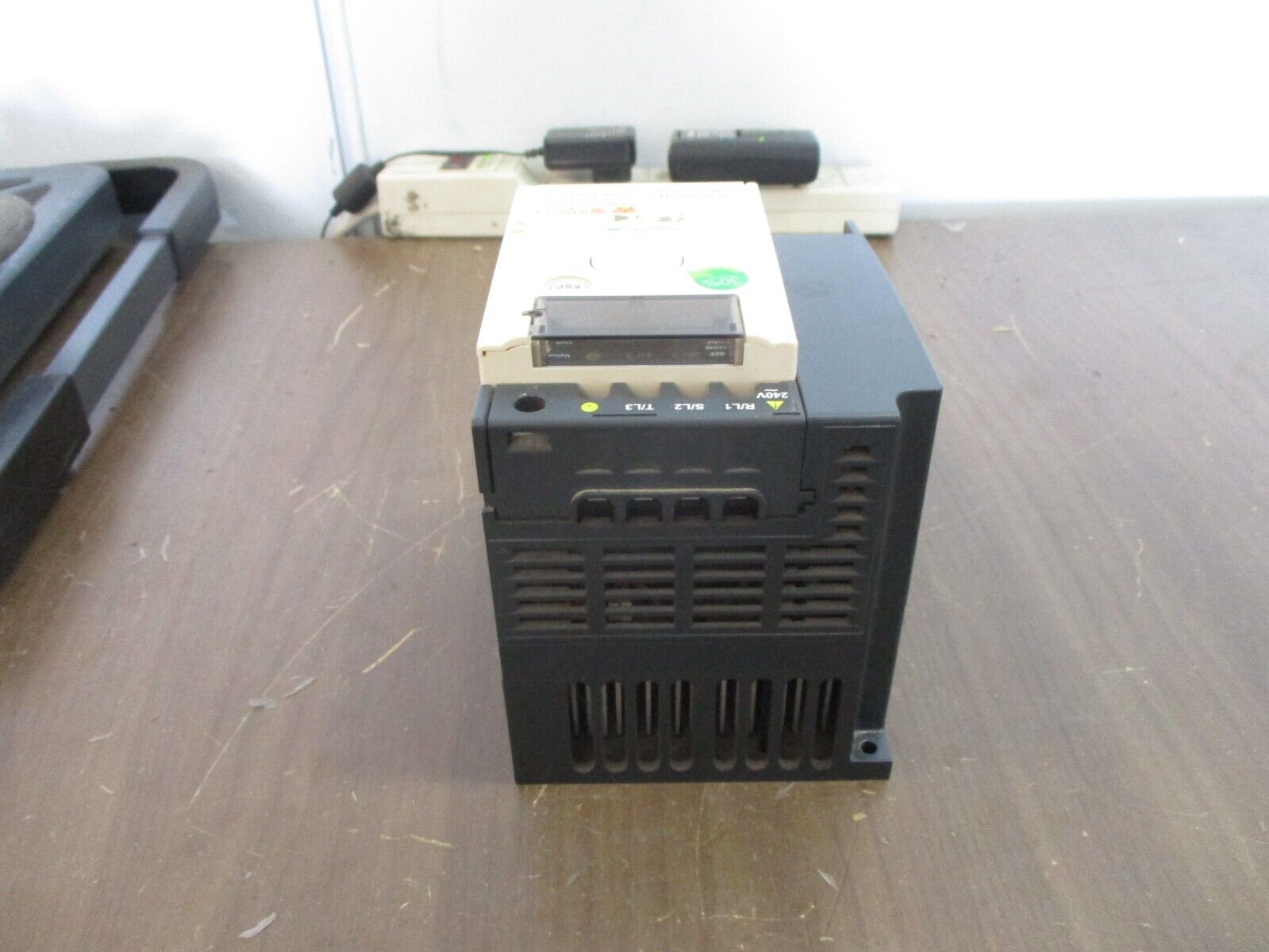 Schneider Electric Altivar AC Drive ATV12HU22M3 3HP 3Ph Used