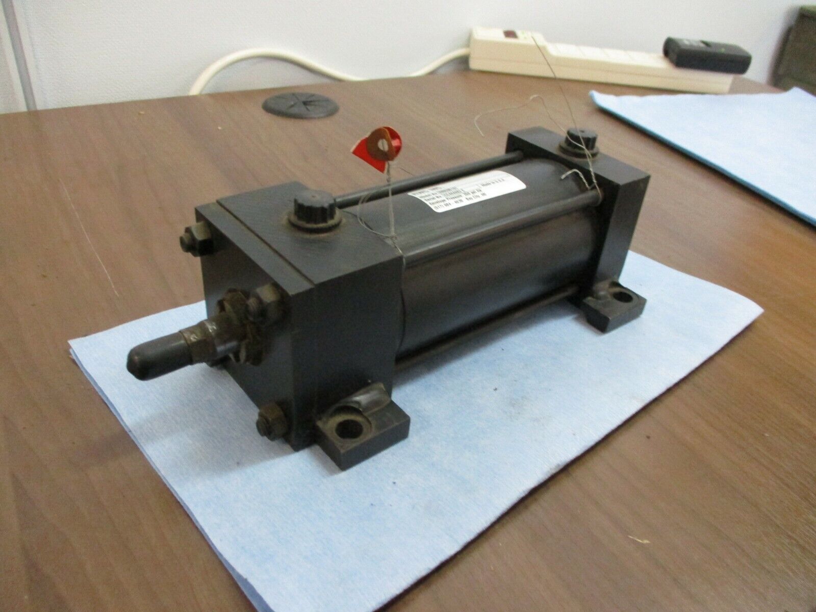 RWC Air Cylinder 889505101 250 PSI Used