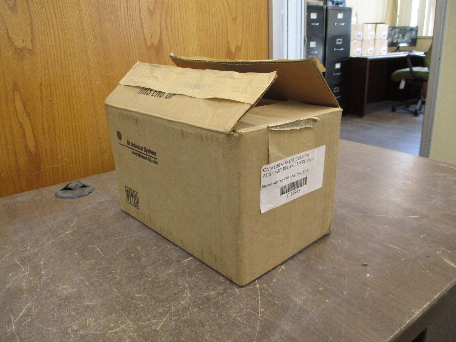 GE Type HFA Auxiliary Relay 12HFA51A42H 125VDC New Surplus